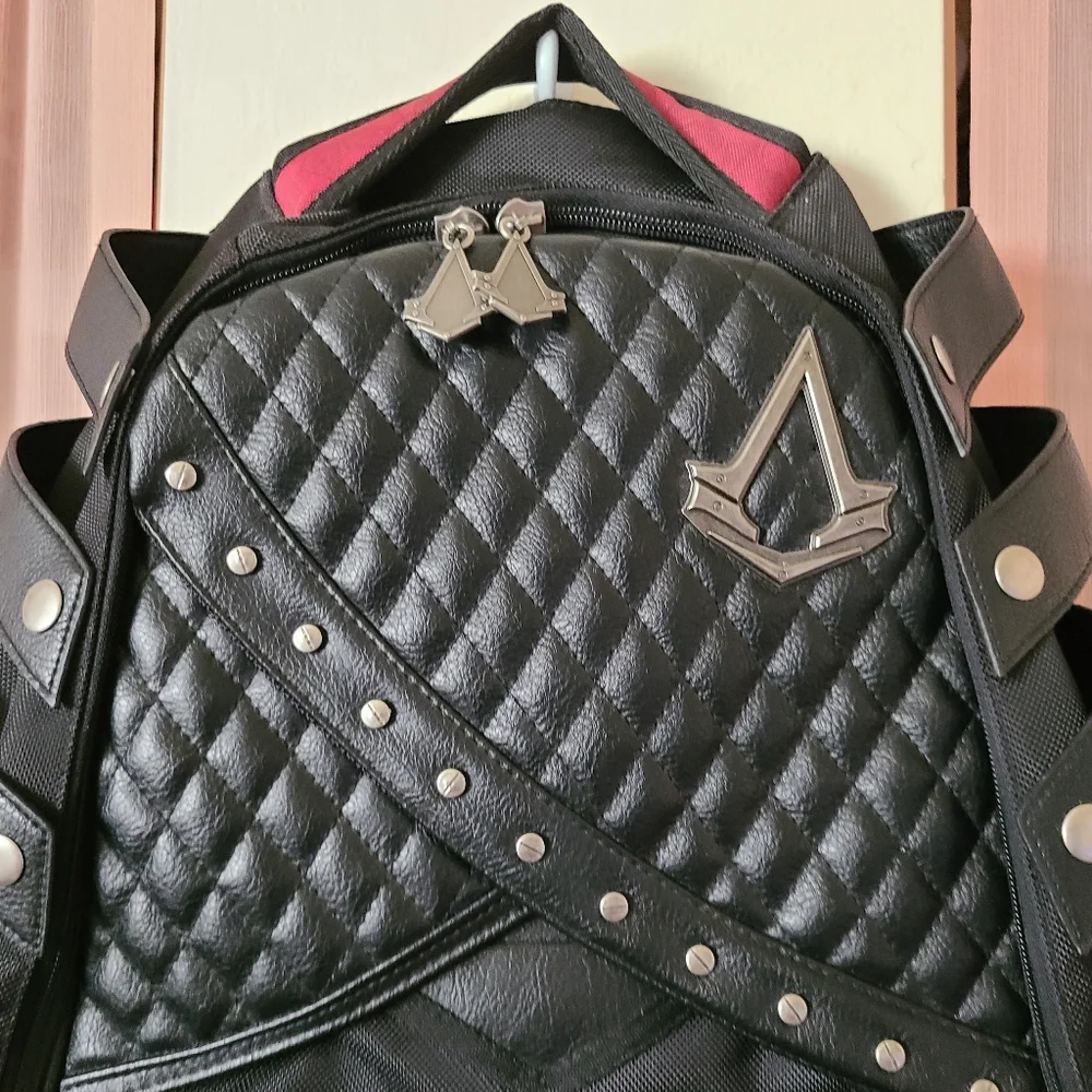 Assassin's Creed Backpack - Picture 3 of 9